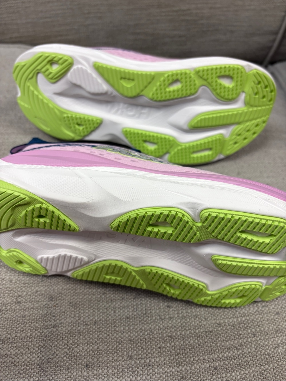 Hoka Skyflow - Picture 4 of 6